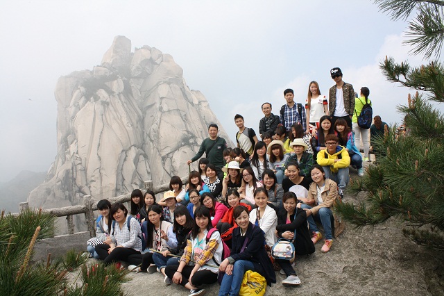 社会系组织旅游专业学生赴天柱山见习 社会系组织旅游专业学生赴天柱山见习